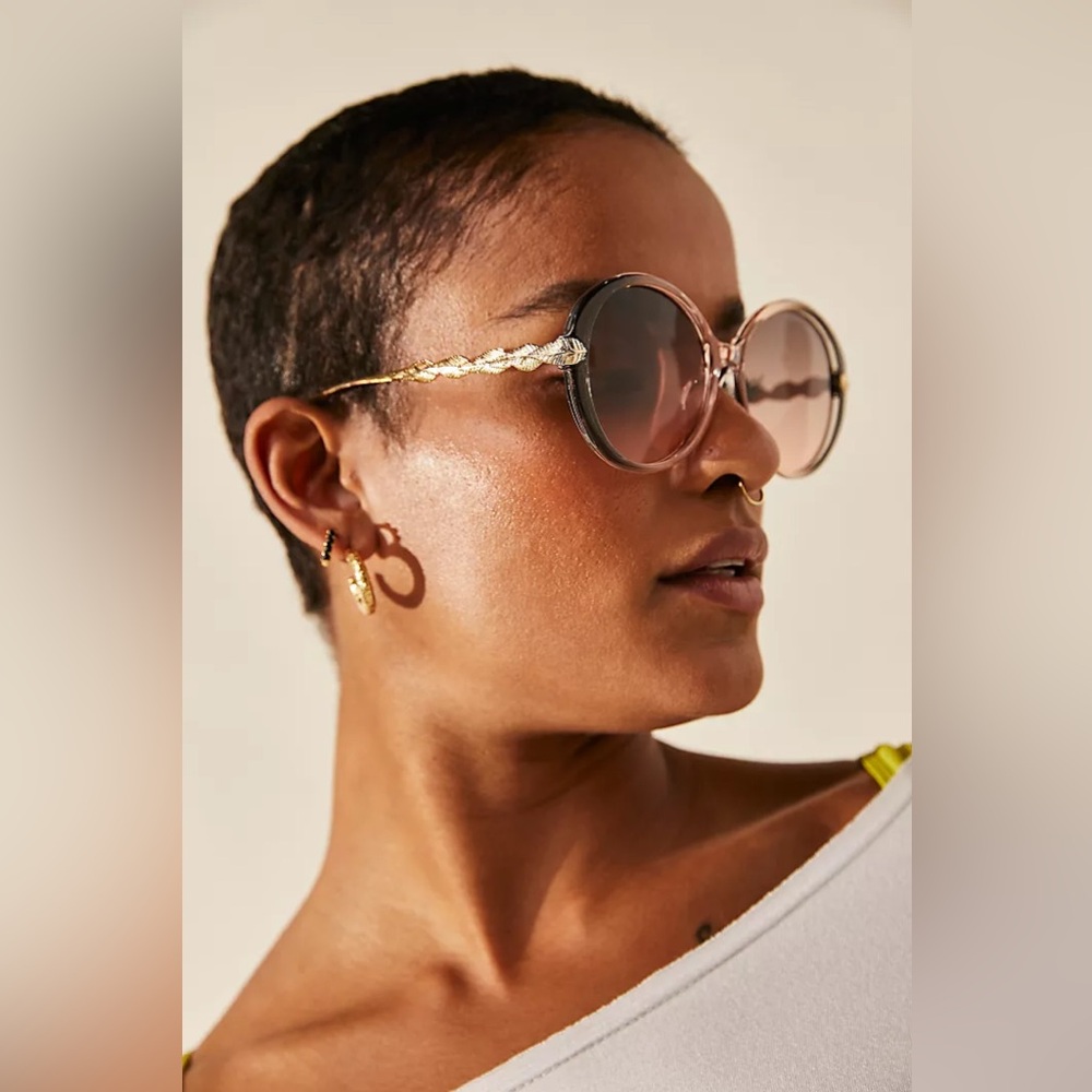 NWT Whisper Round Sunglasses